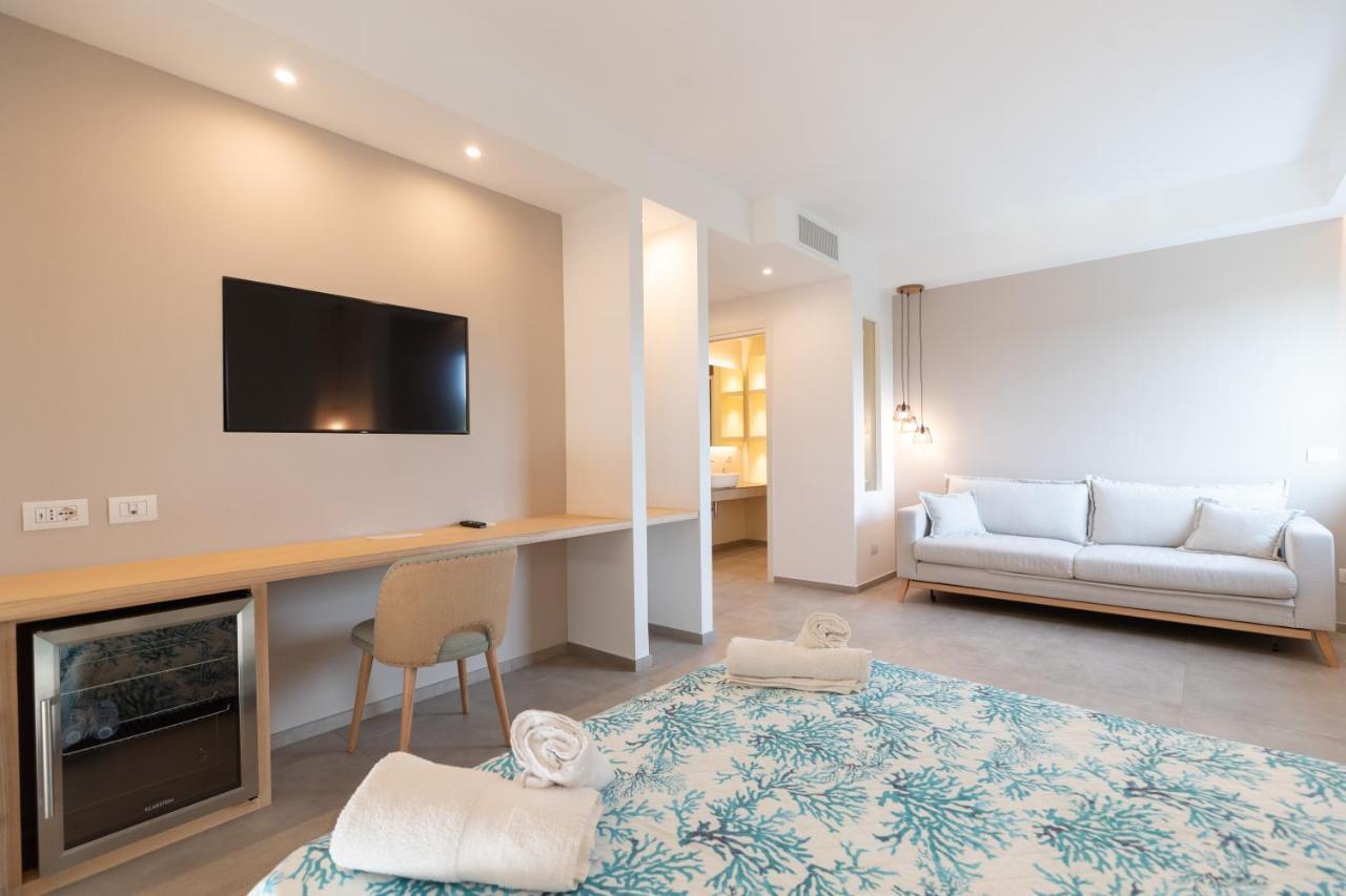 Molo Brin Rooms & Suites Olbia Eksteriør bilde